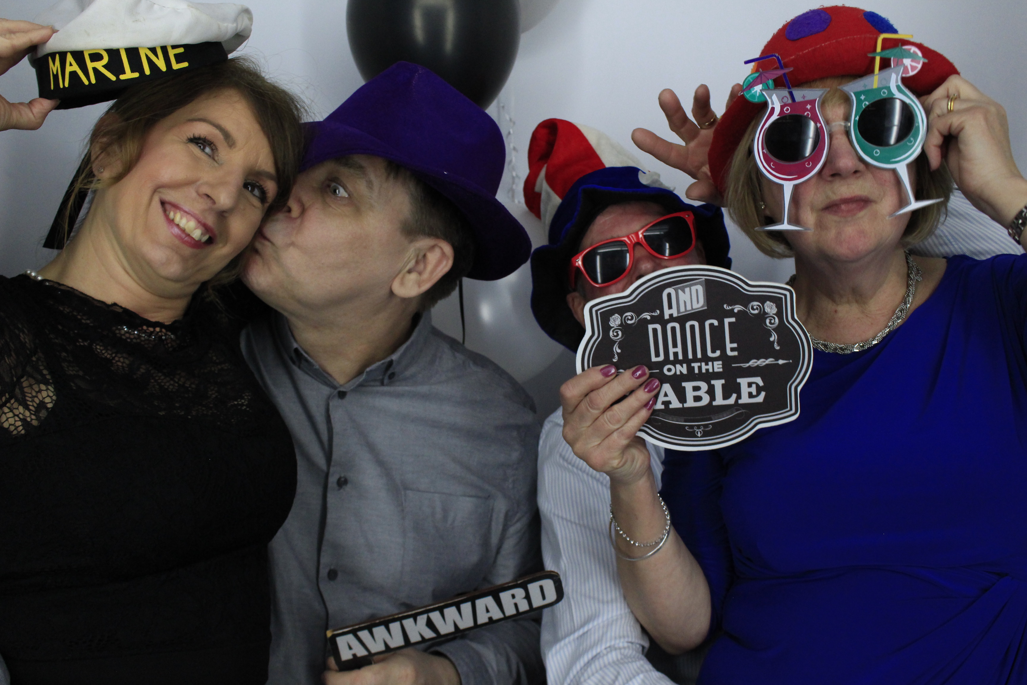 Darren and sarah’s 40th birthday celebration | View more photos from the event at gallery.myphotoboothexperience.co.uk/u/MyPhotoBoothExperienceLtd/Darren-and-sarah’s-40th-birthday-celebration